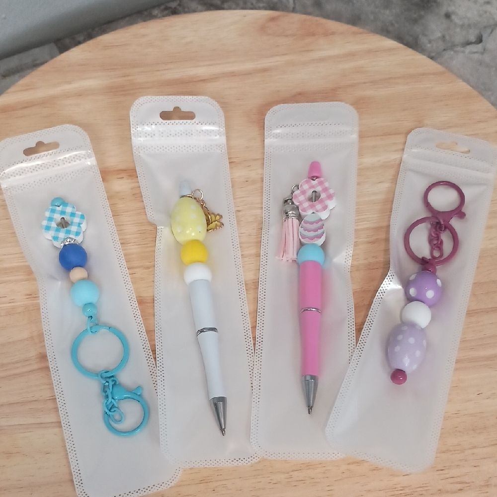 4pc Beaded Pen Purse Charm Keychain Bundle Spring Handcrafted